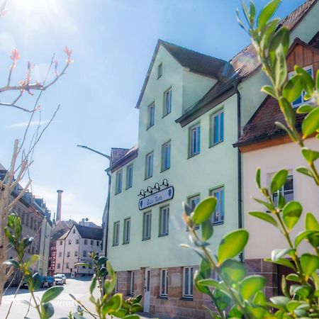 Haus99 Budget Pension & Apartments Fuerth Exterior foto