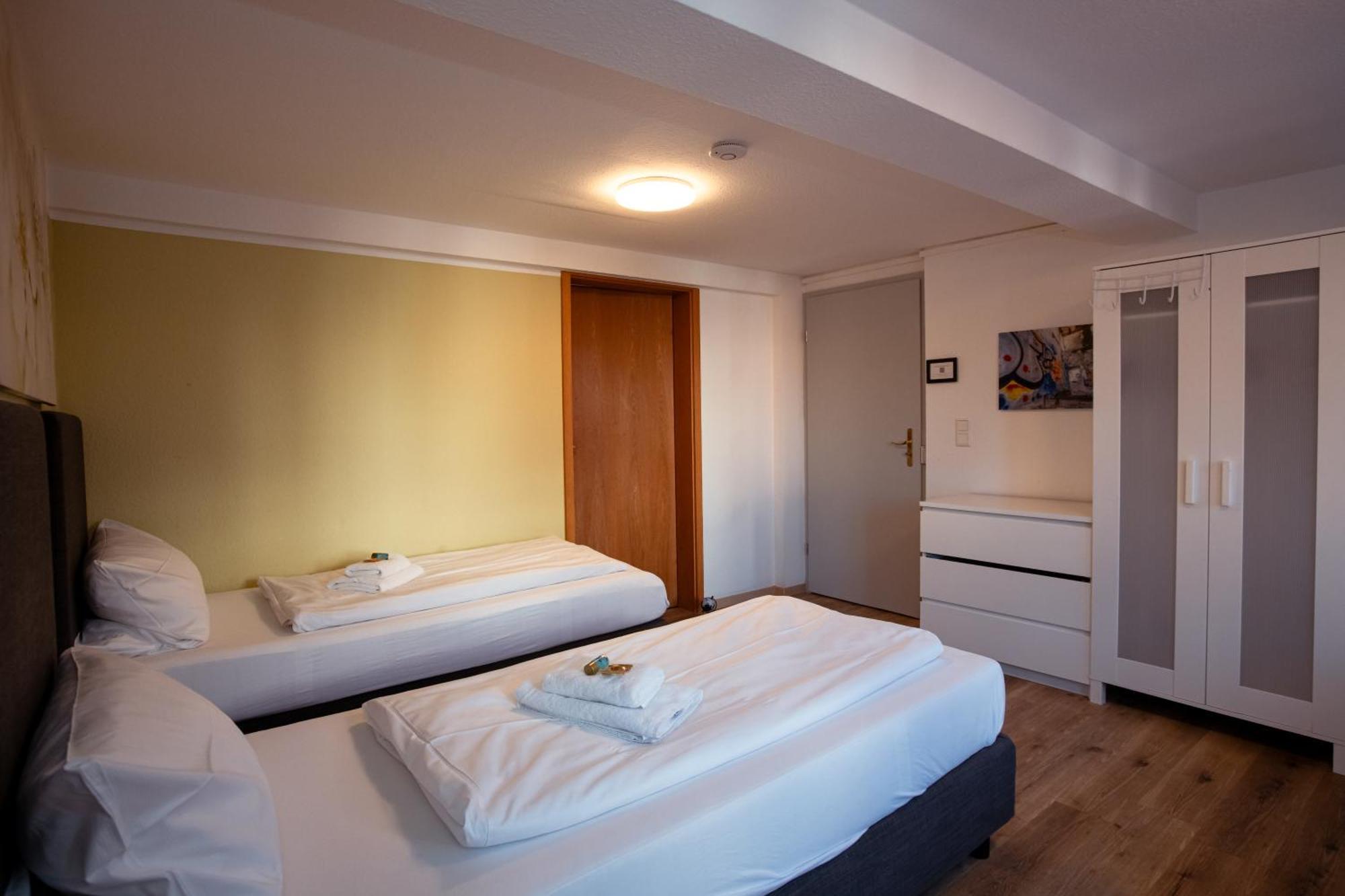 Haus99 Budget Pension & Apartments Fuerth Exterior foto